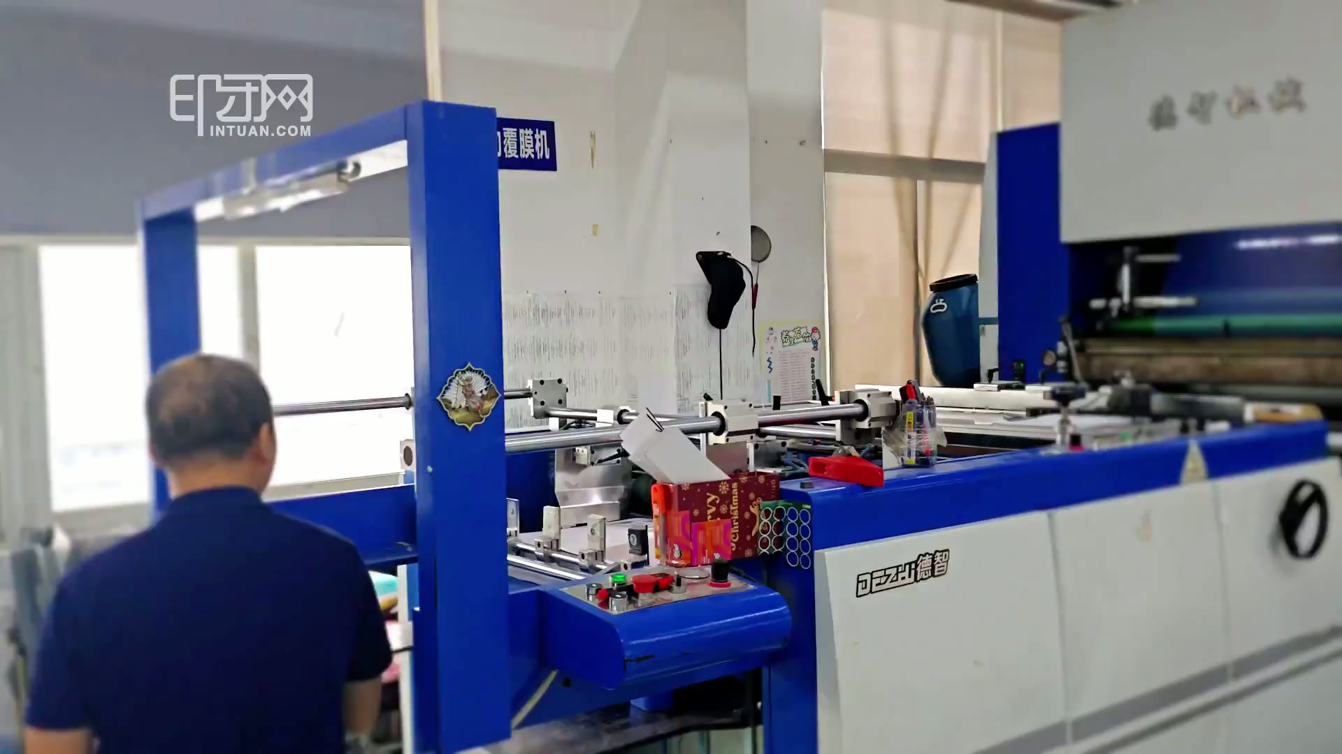 自动覆膜机封面